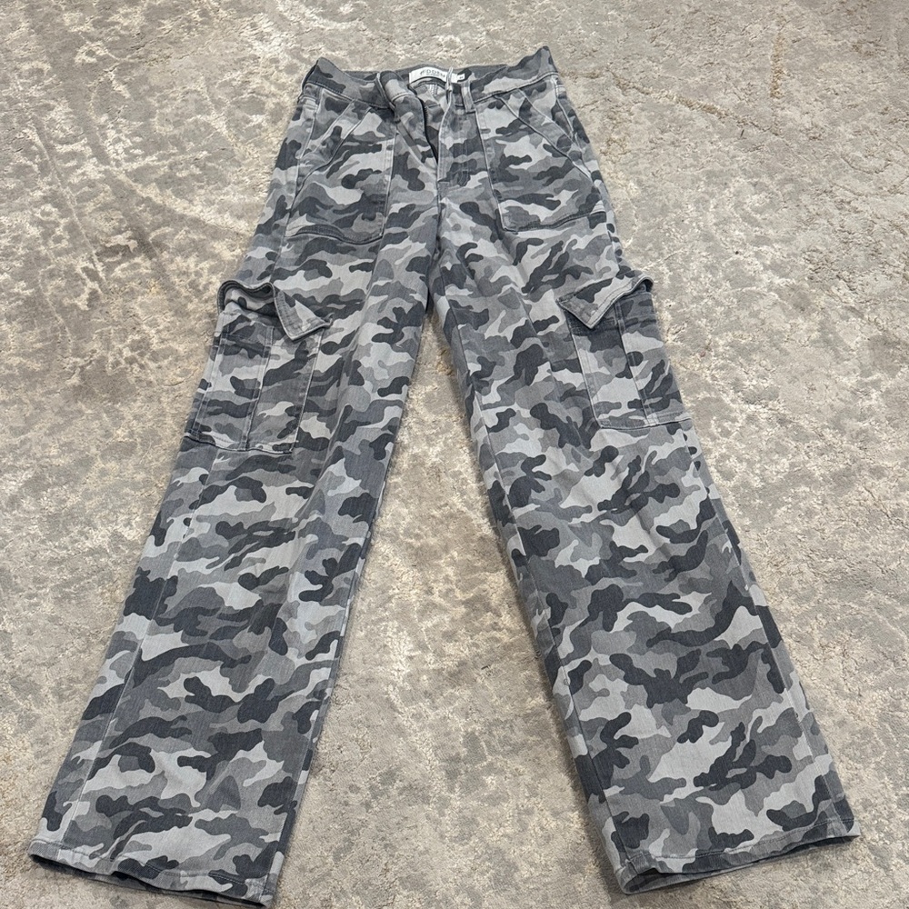 Camouflage Wide Leg Cargo Jeans